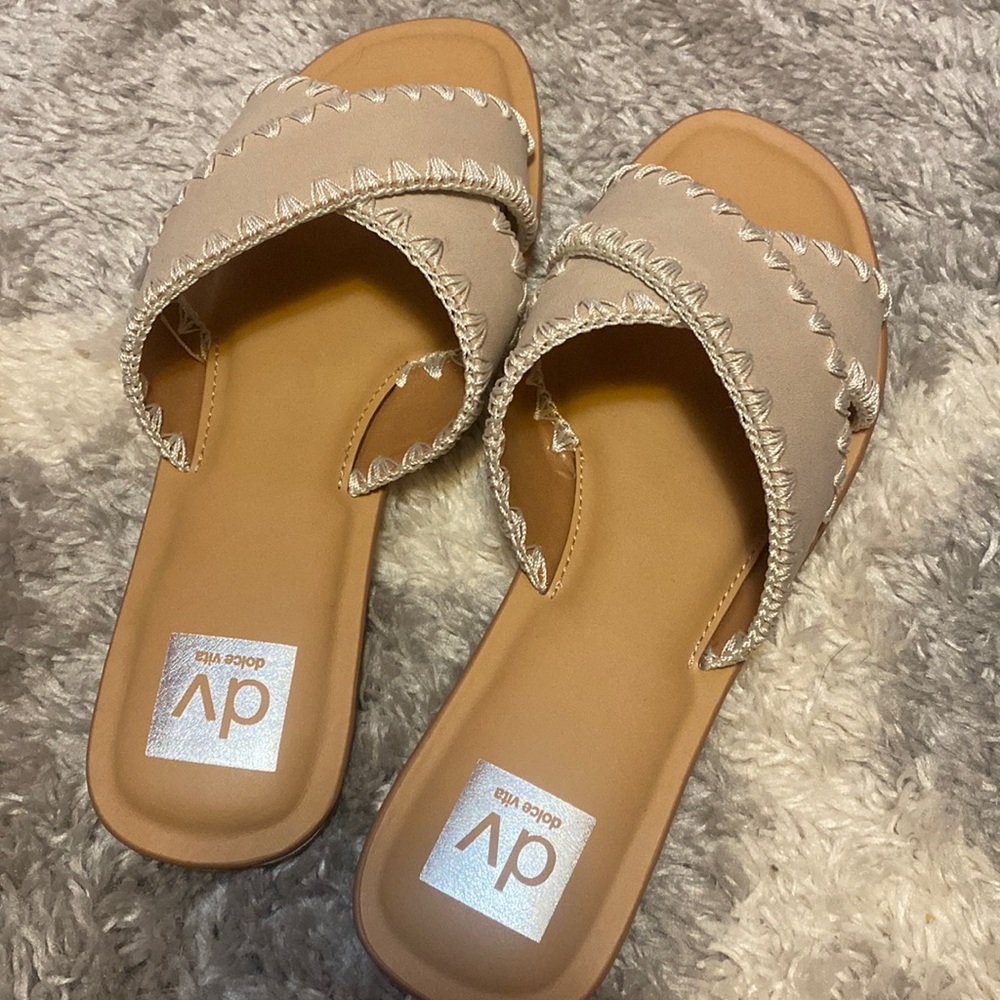 Ivory Dolce Vita Flats